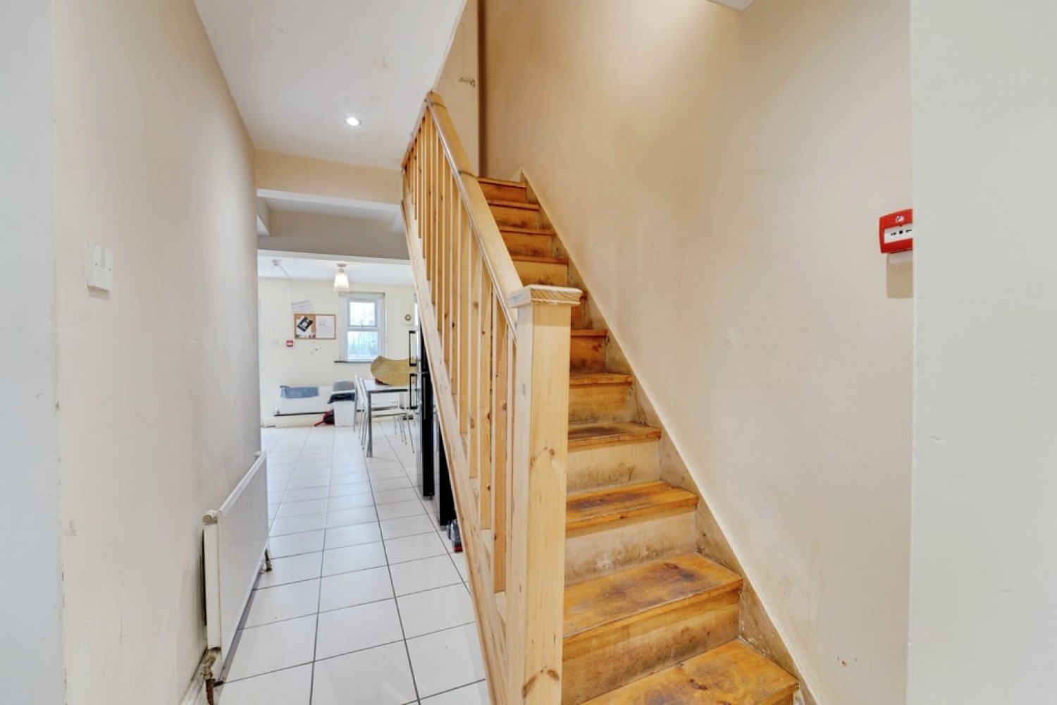 6 bedroom House for Sale Alexandra Road, Bedford