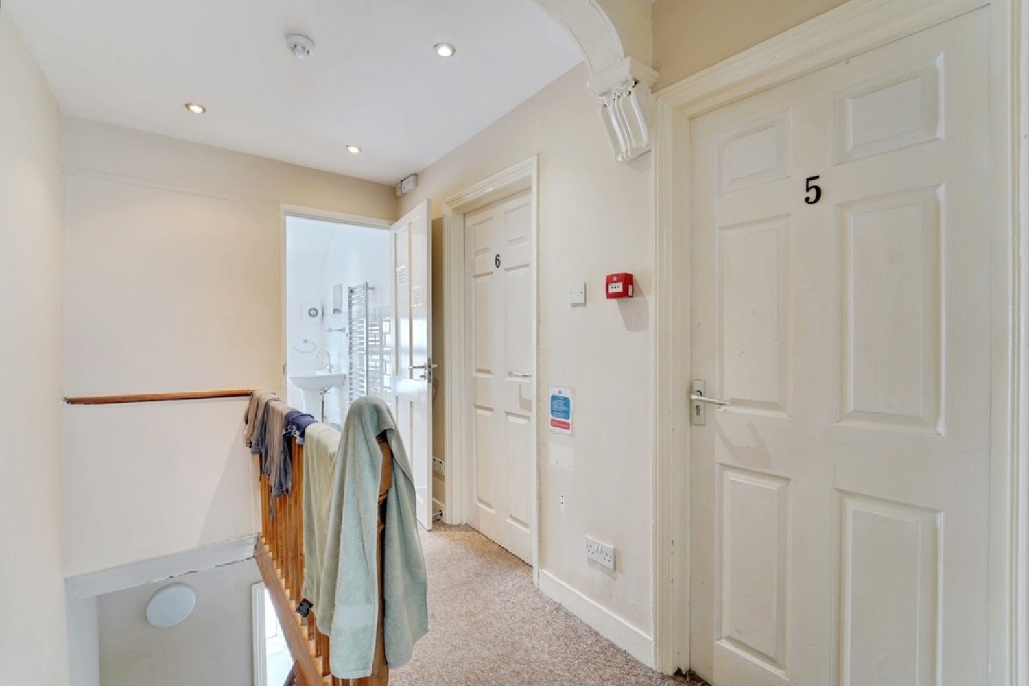 6 bedroom House for Sale Alexandra Road, Bedford
