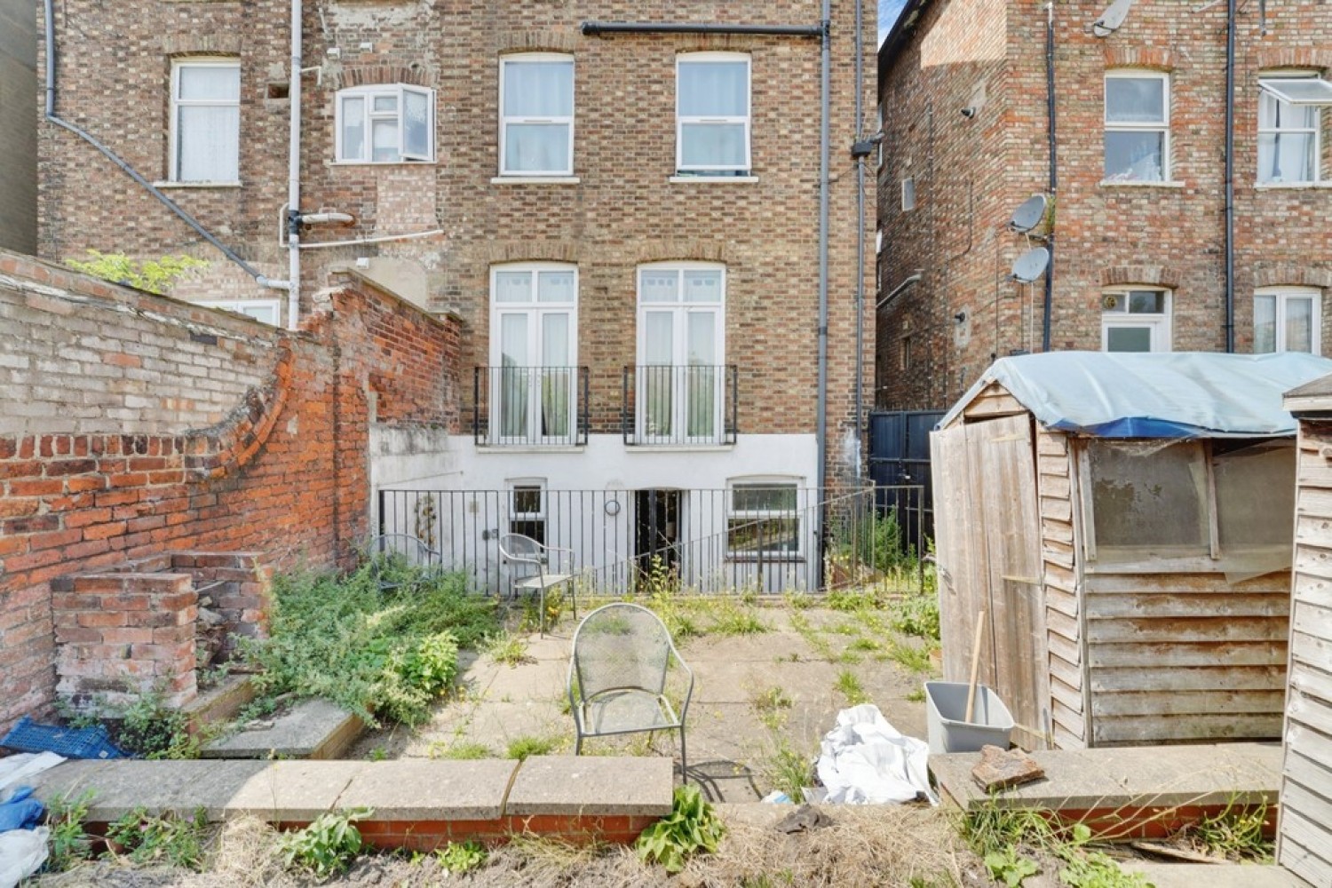 6 bedroom House for Sale Alexandra Road, Bedford