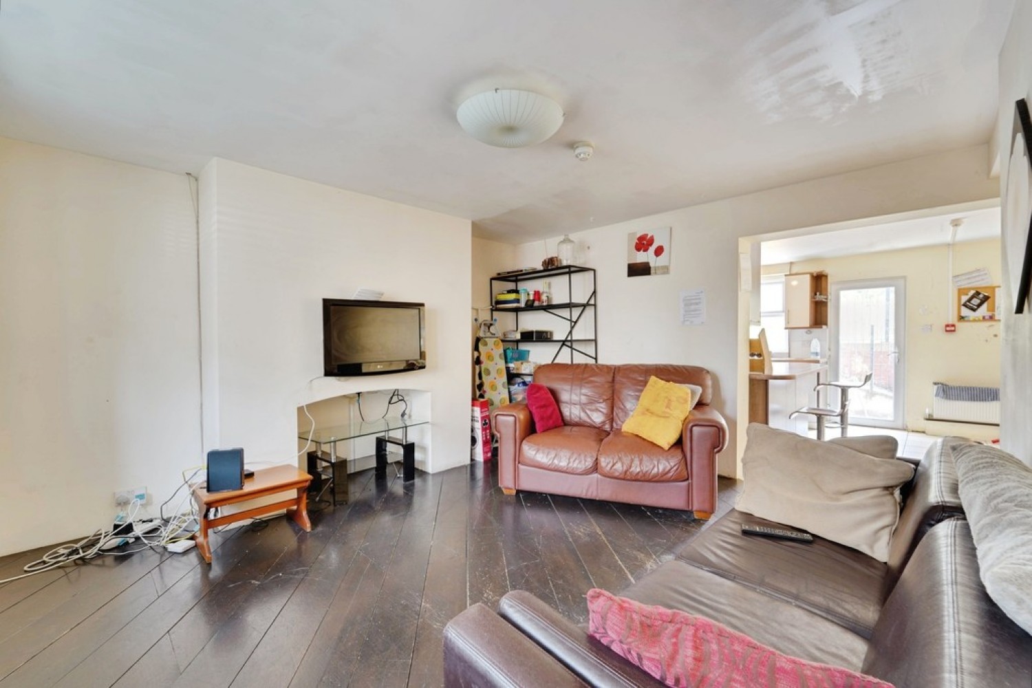 6 bedroom House for Sale Alexandra Road, Bedford