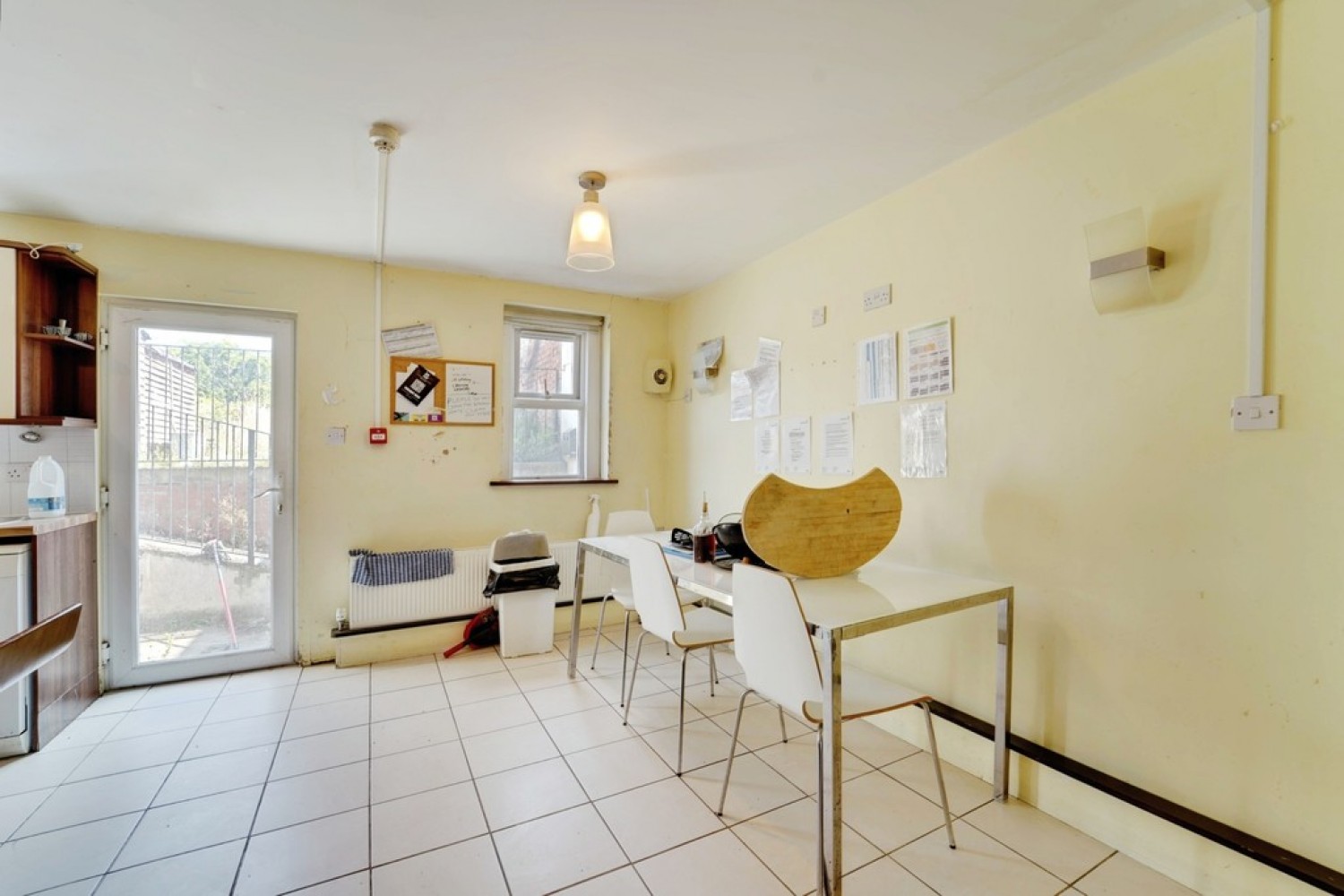 6 bedroom House for Sale Alexandra Road, Bedford