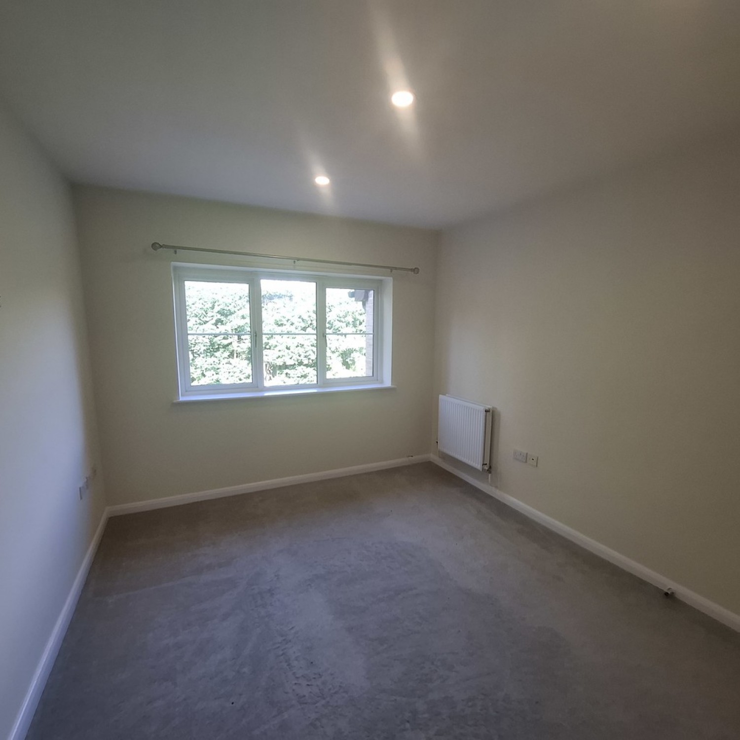 2 bedroom Flat for Letting The Pines, Worksop