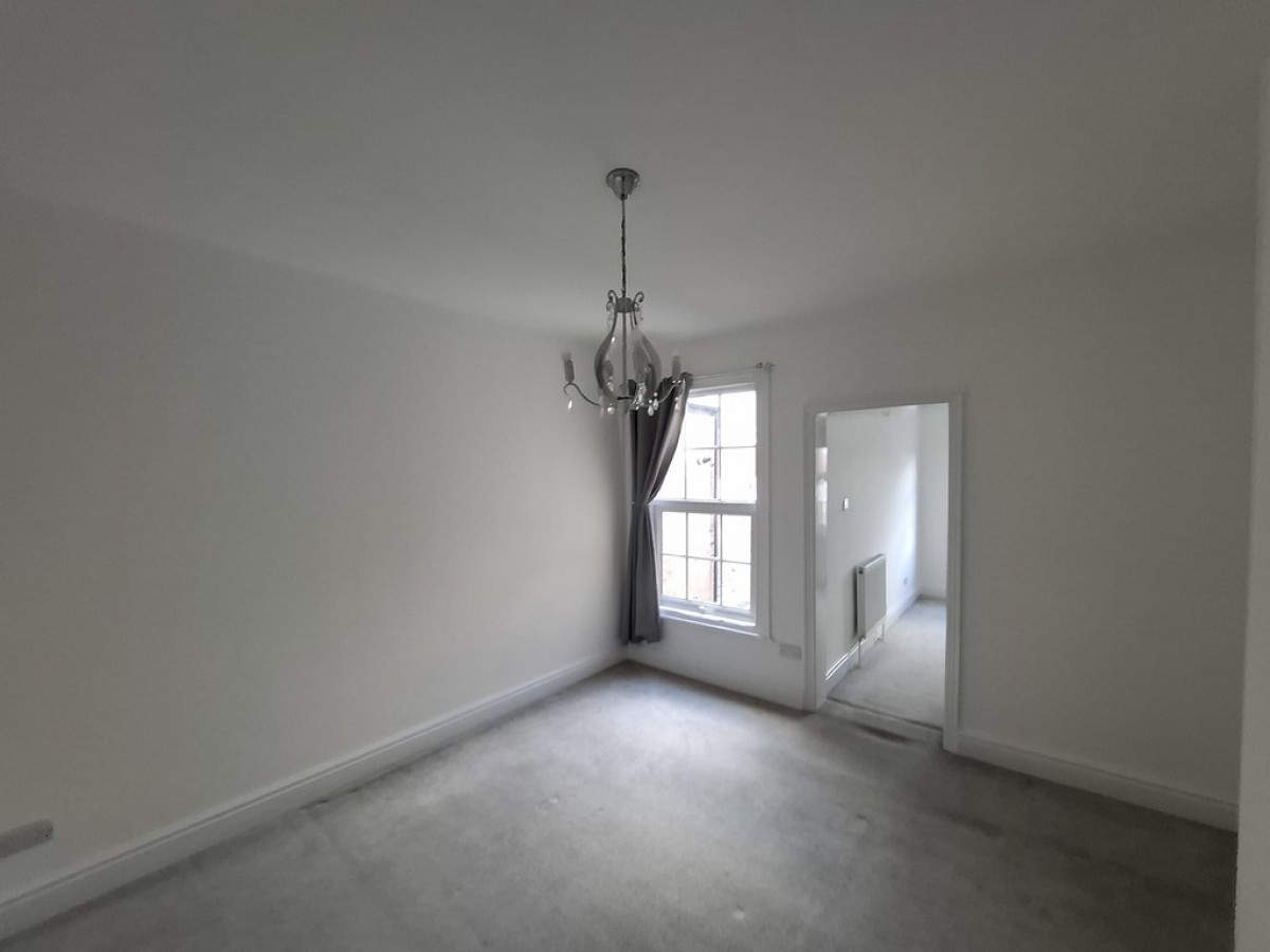 Thomas Street, RETFORD