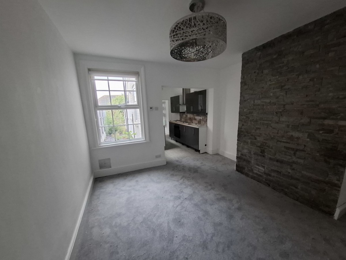 Thomas Street, RETFORD