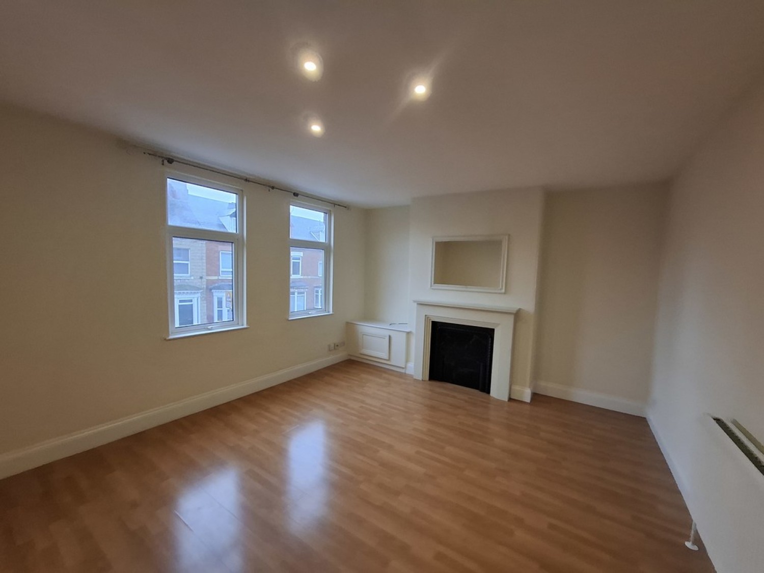 The Victoria Apartment, 84 Newcastle Avenue