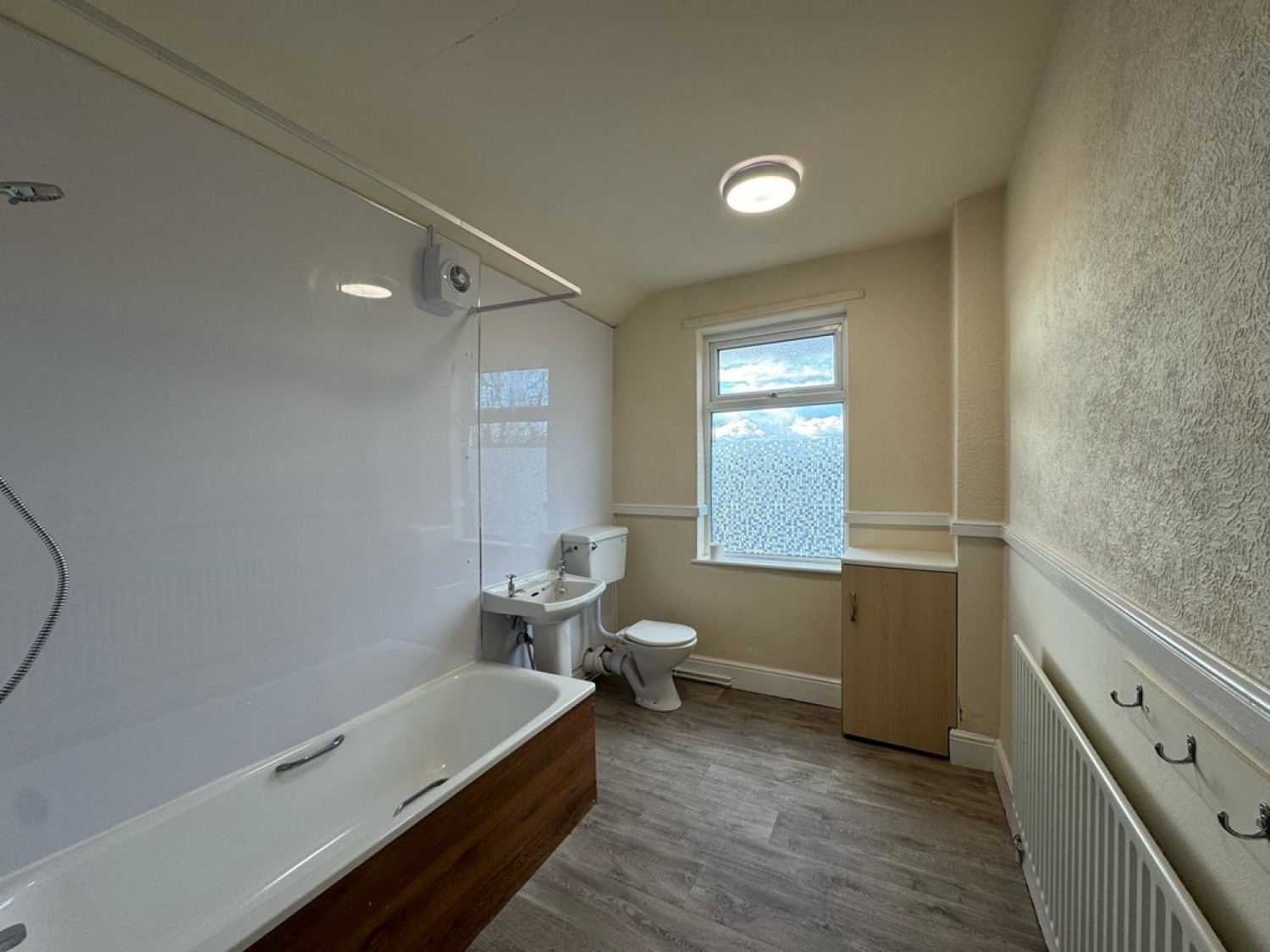 2 bedroom House for Letting Carlton Road, WORKSOP