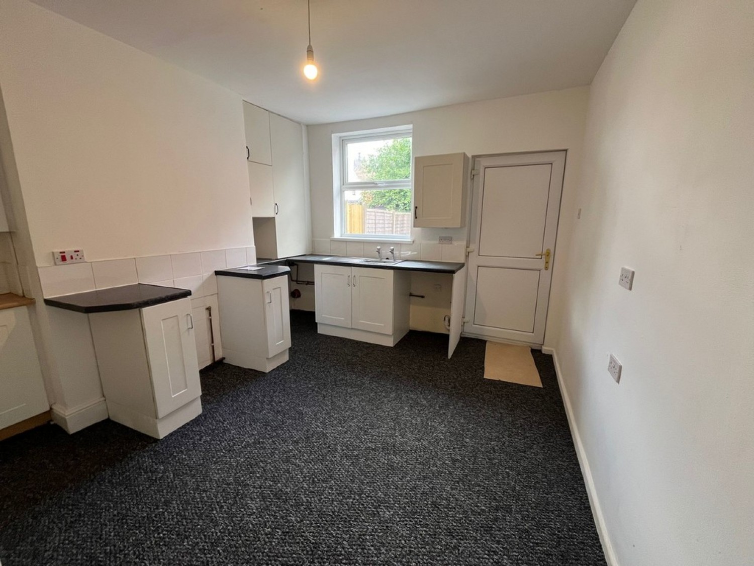 3 bedroom House for Letting Kilton Road, WORKSOP