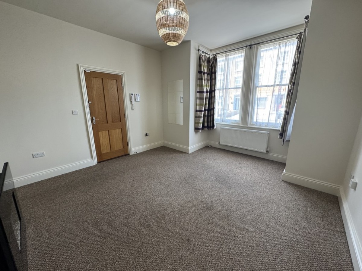 40 Carlton Road , Worksop