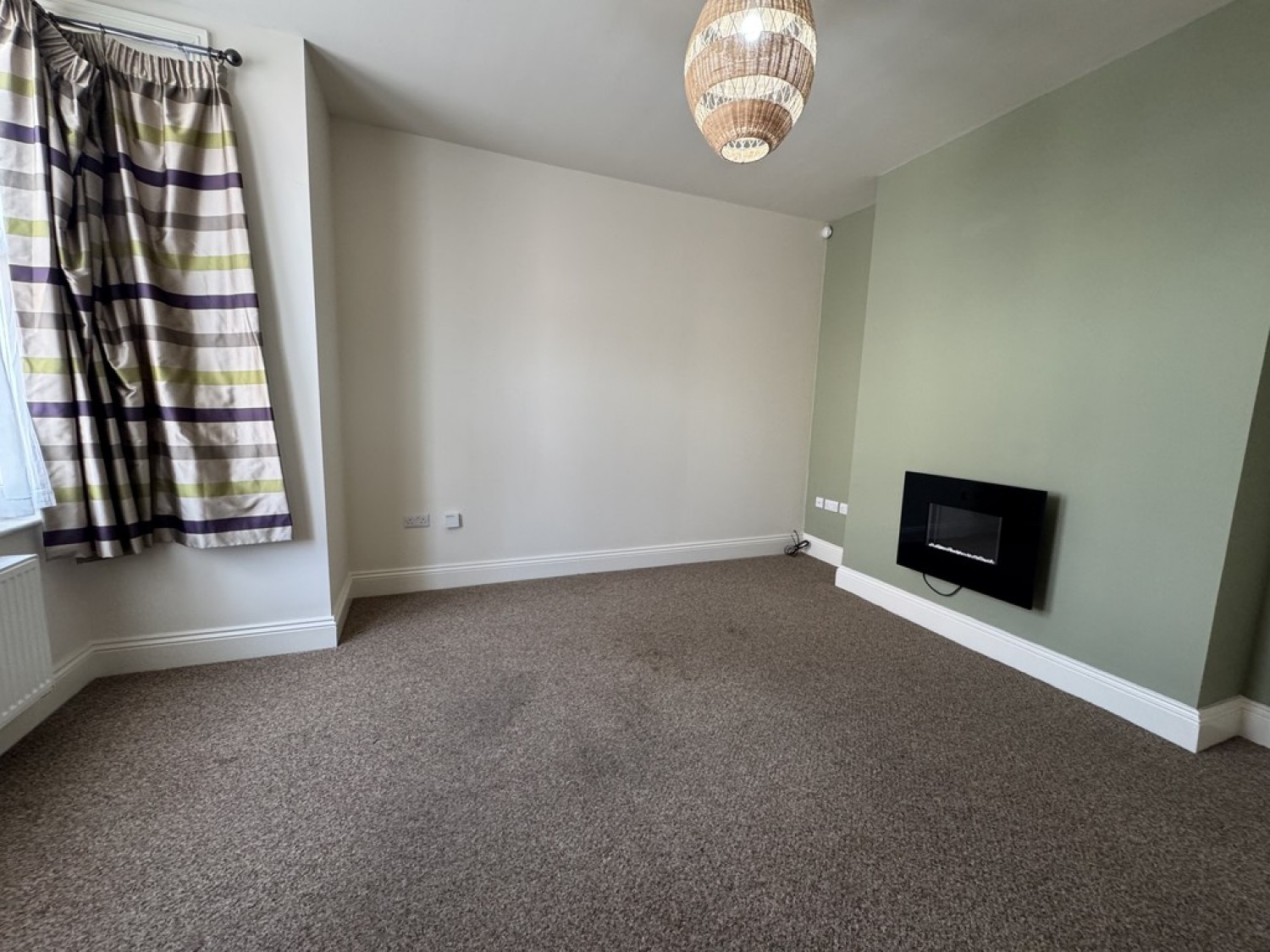 40 Carlton Road , Worksop