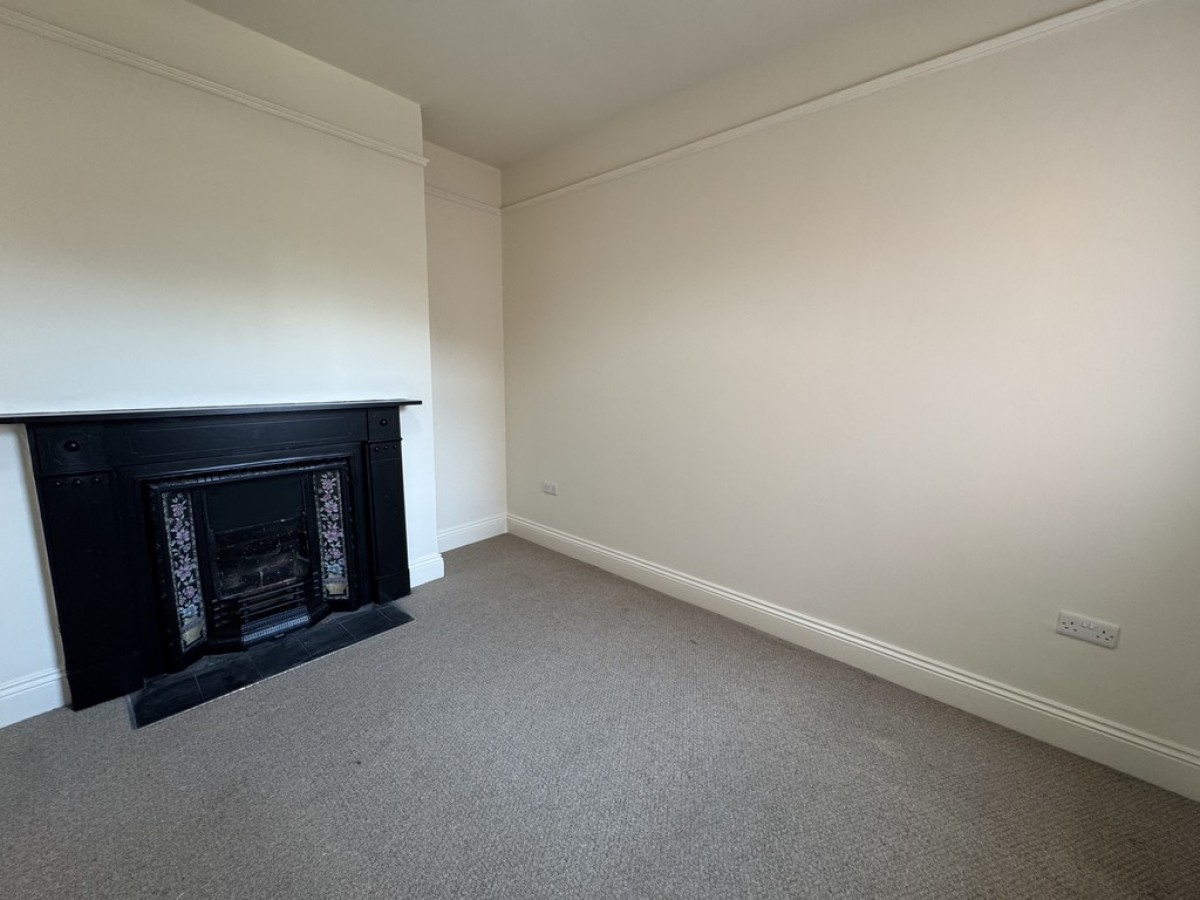 40 Carlton Road , Worksop