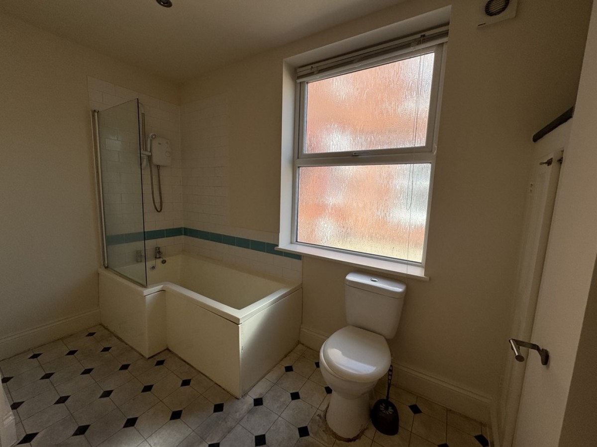 40 Carlton Road , Worksop