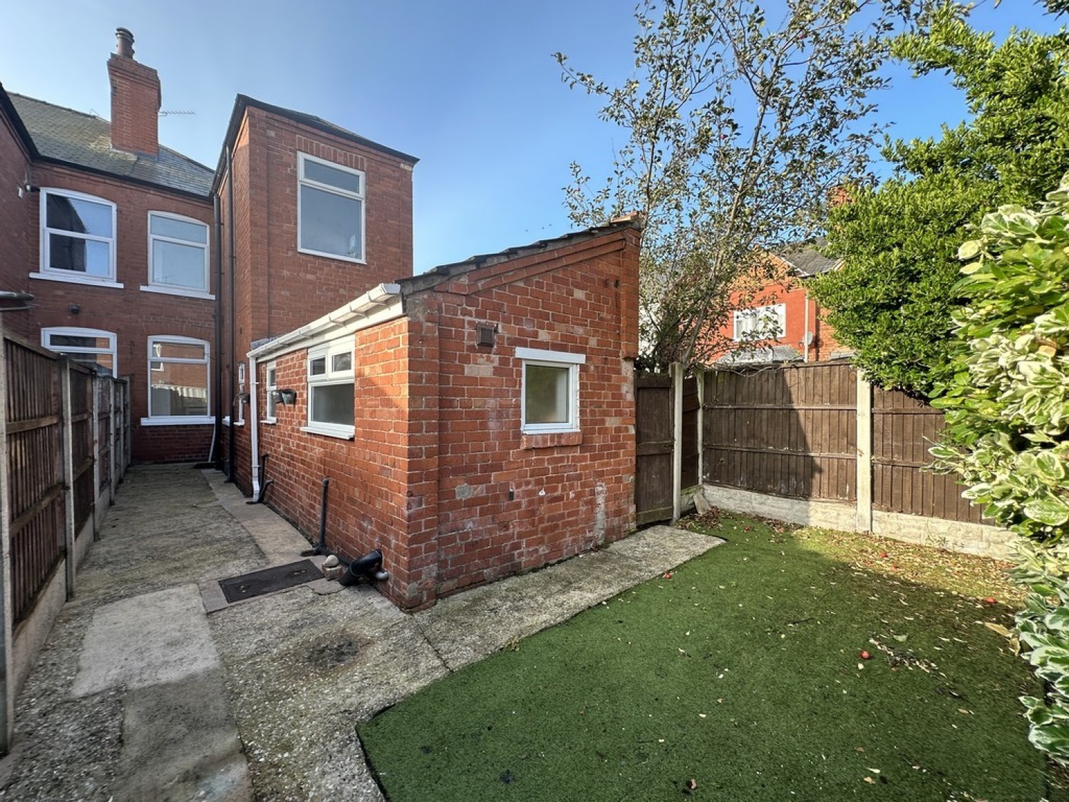 3 bedroom House for Letting Newgate Street, Worksop