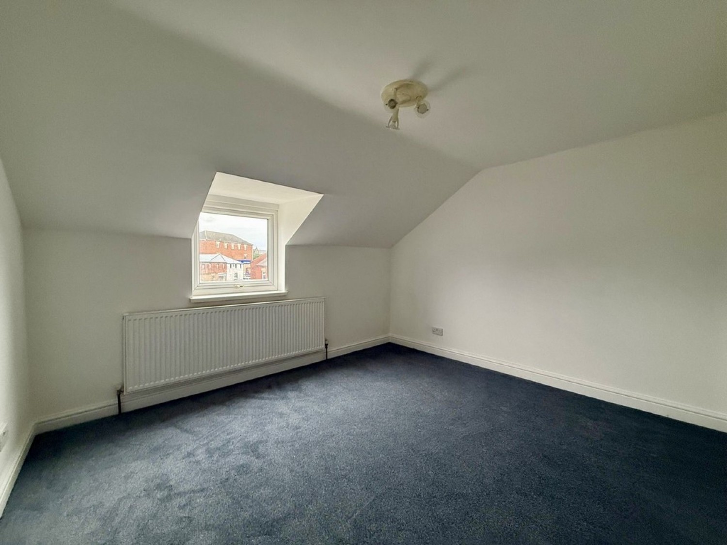 3 bedroom House in Gateford Road, Worksop