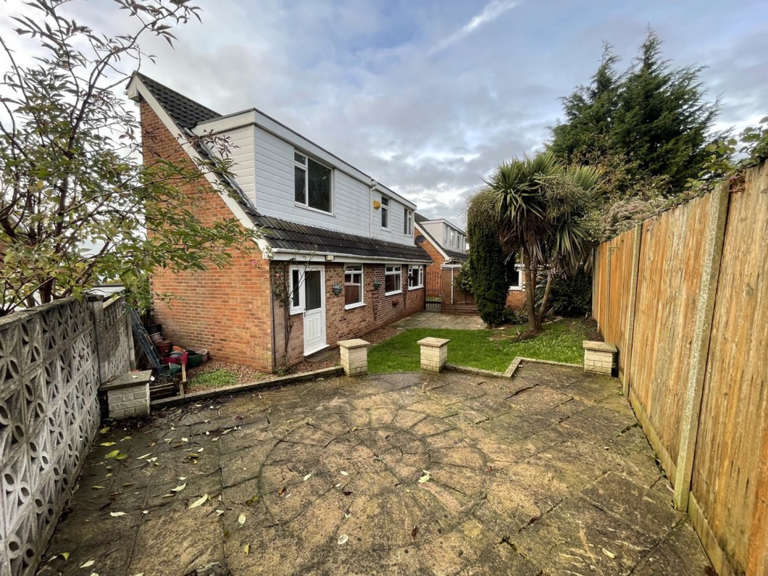 Southfarm Avenue, Harthill
