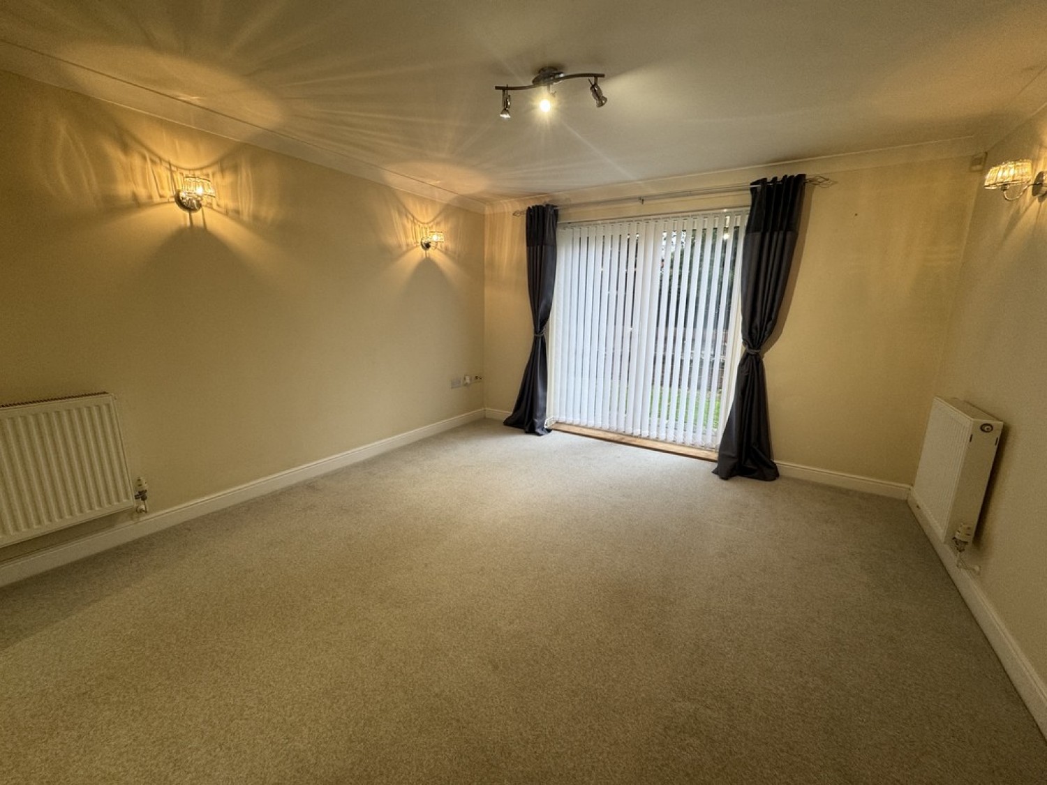 1 bedroom Flat for Letting Royal Court, Worksop