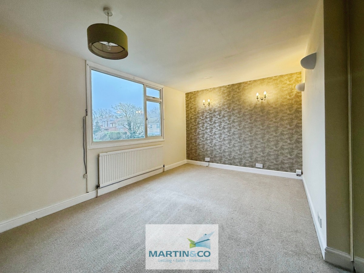 Southfarm Avenue , Harthill