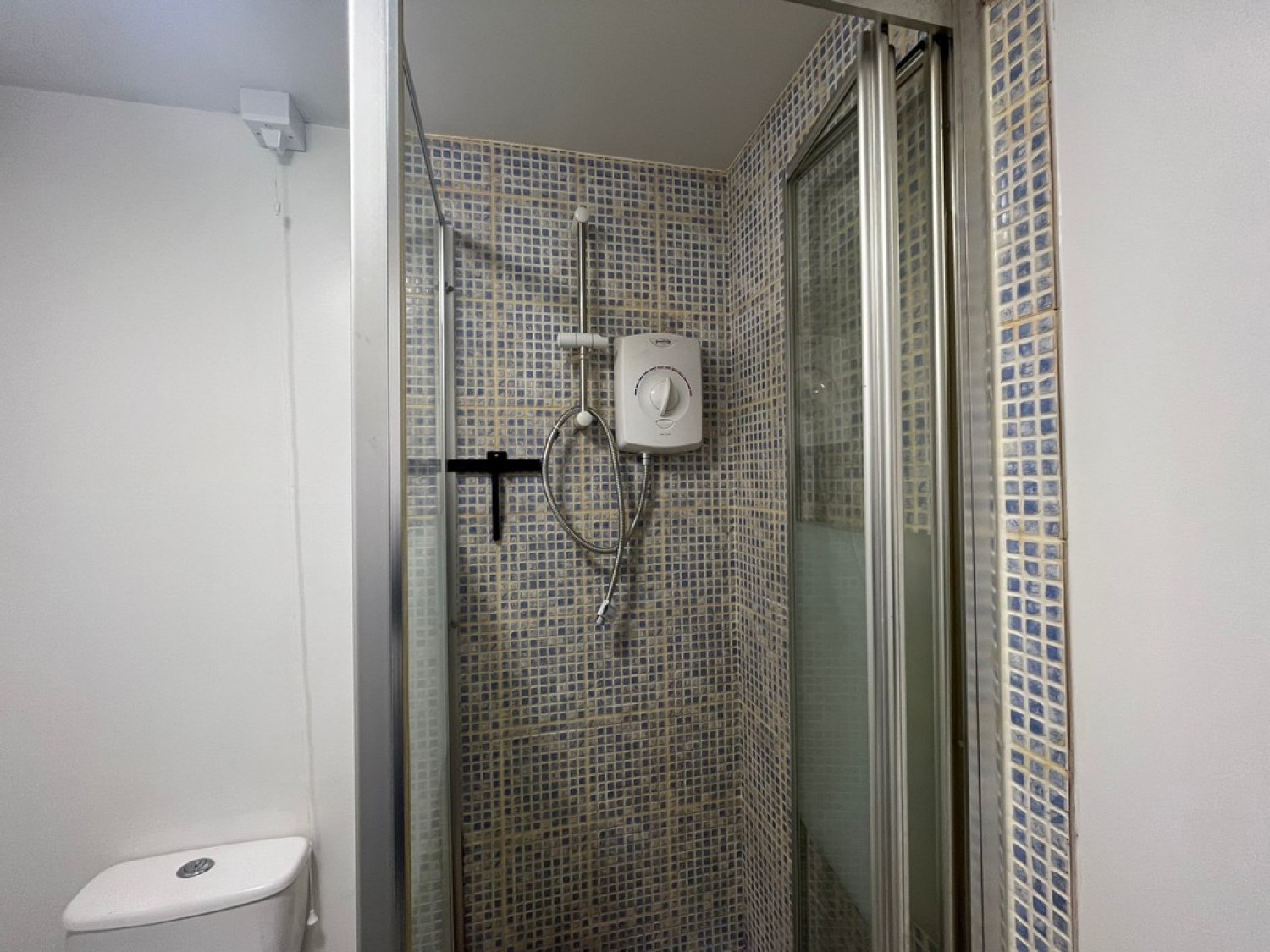 Crown Place, Sandy Lane