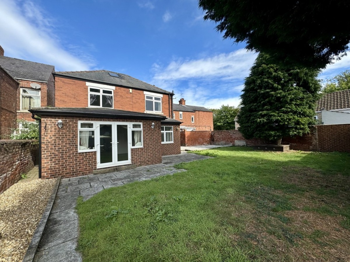 Rose Cottage, Baker Street, Creswell