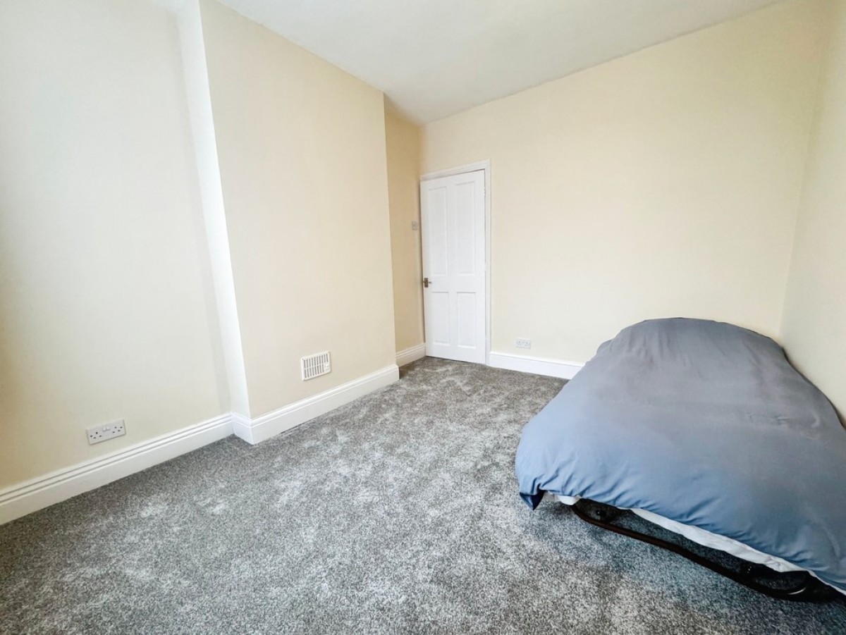 Central Avenue, Worksop