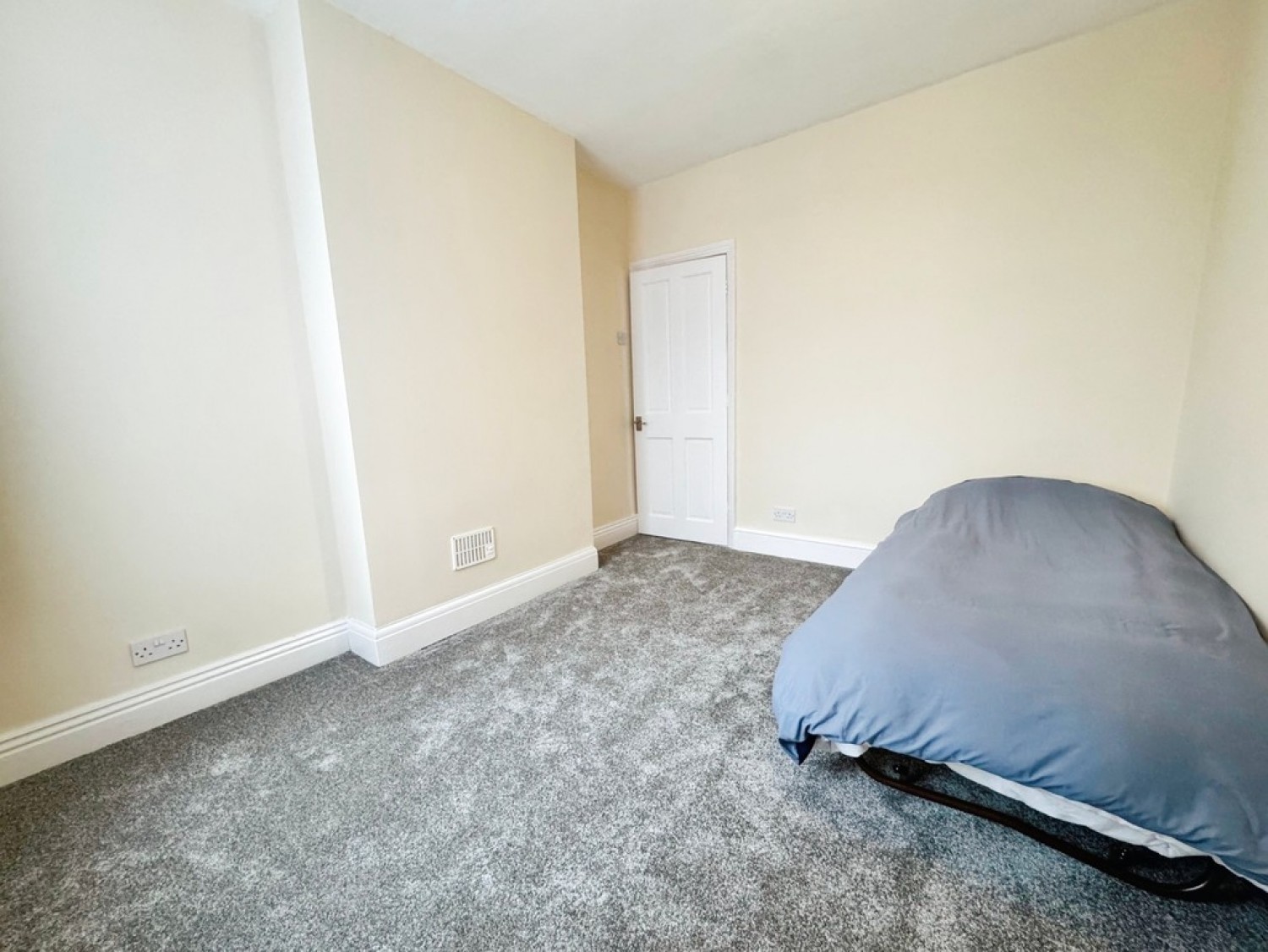 Central Avenue, Worksop