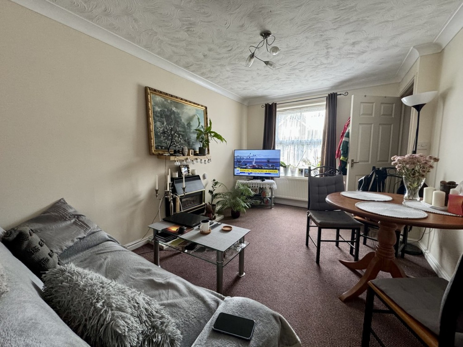 Chatsworth Road, Creswell