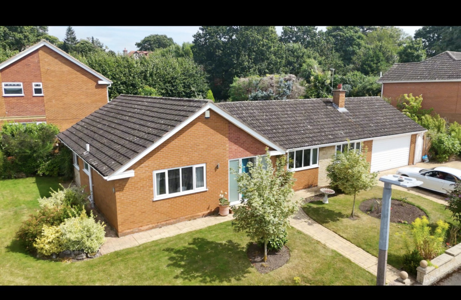 Almond Grove, Worksop