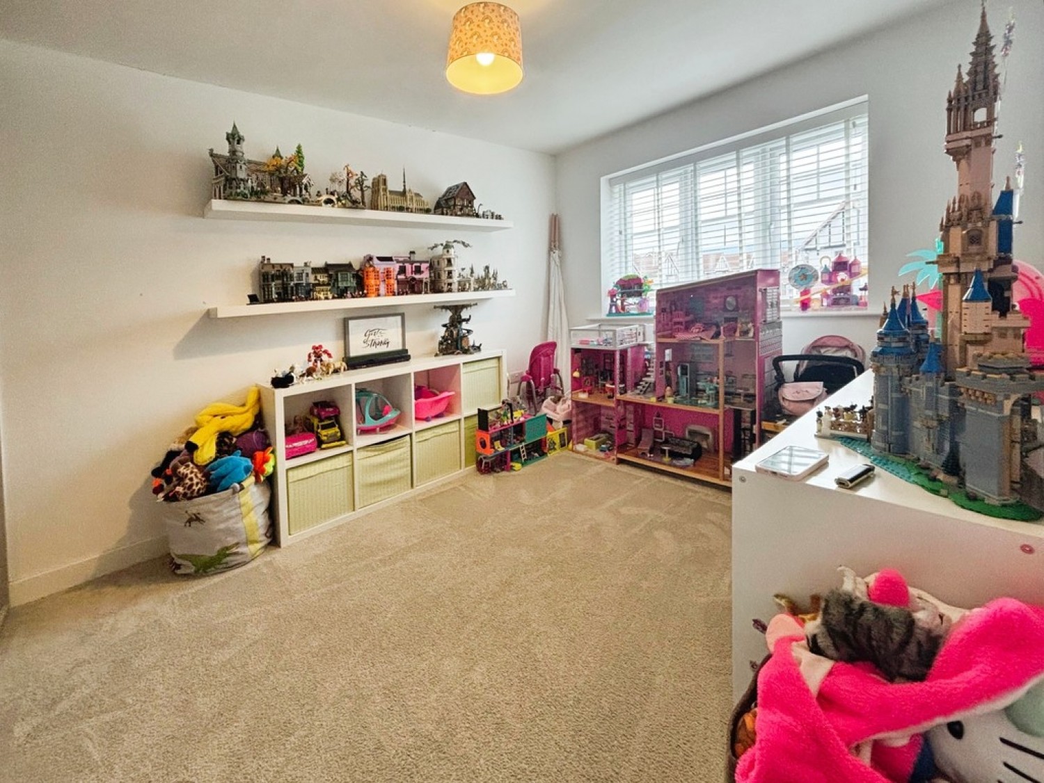 Bramling Cross Mews, Worksop