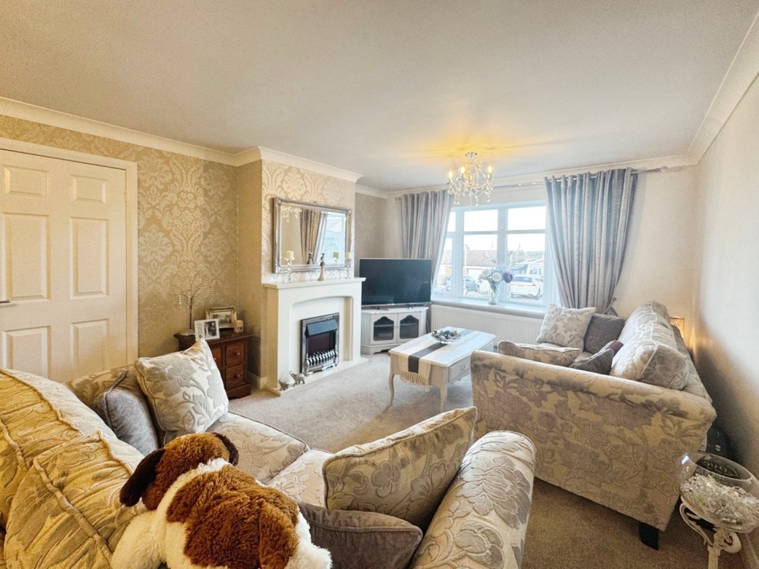 Brackenwood Close, Forest Town, Mansfield