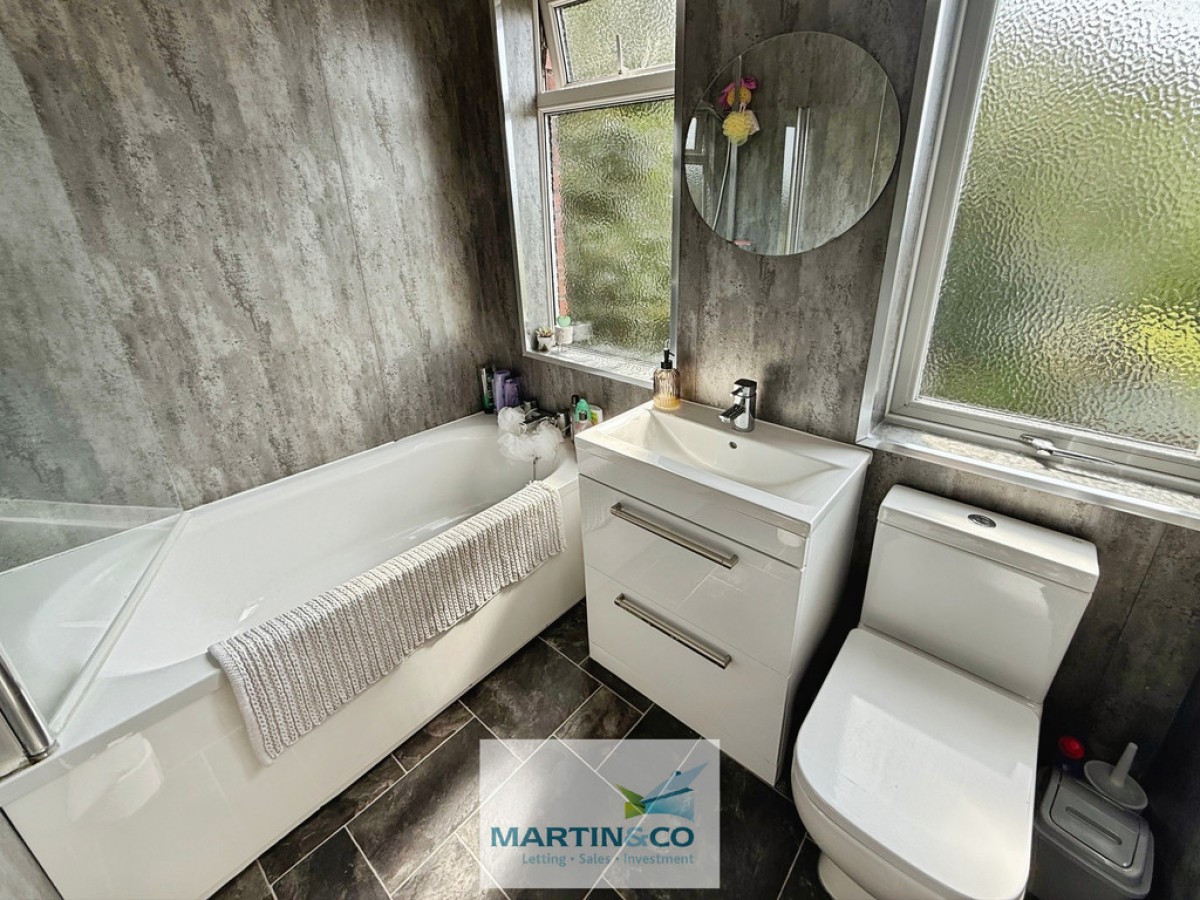 Meadow Street , Dinnington