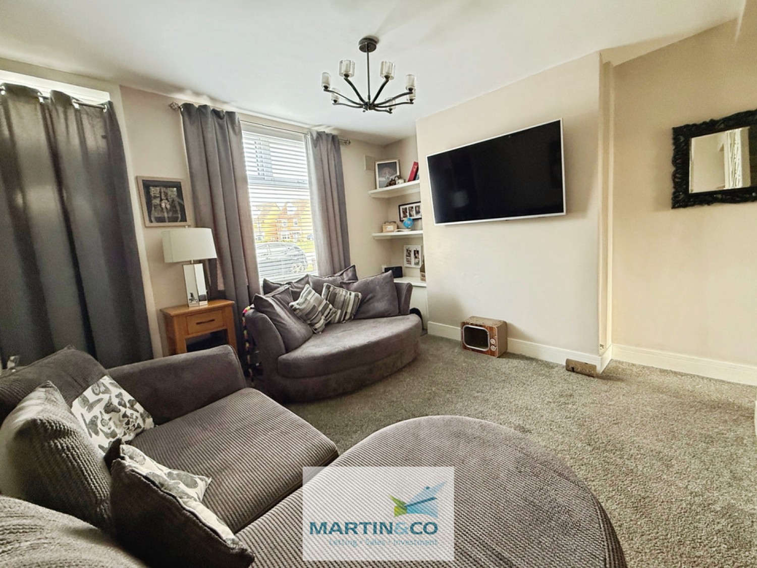 Meadow Street , Dinnington