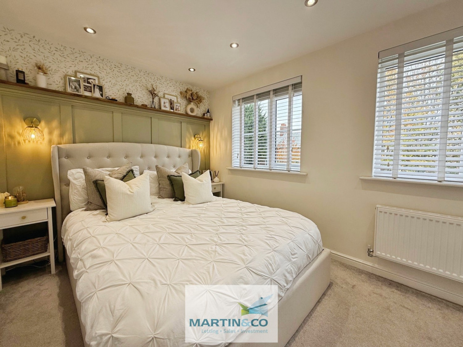 Model View, Creswell