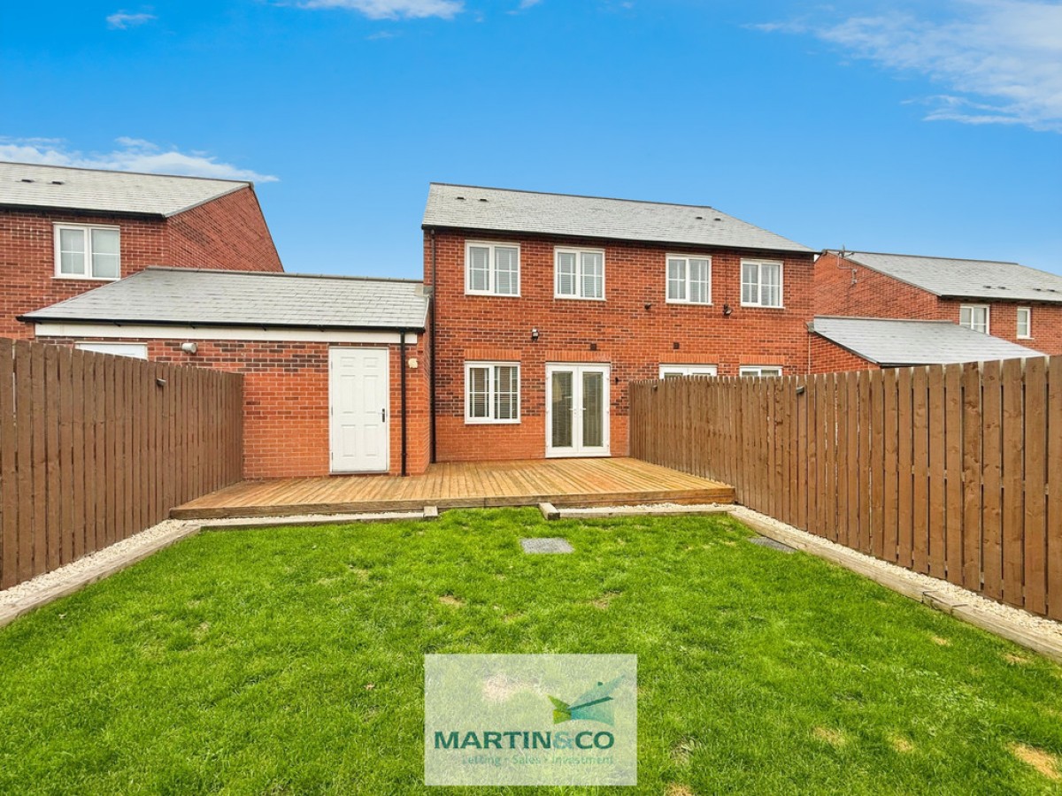 Model View, Creswell