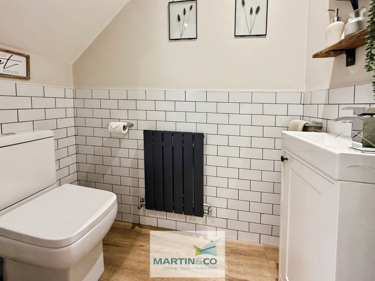 Model View, Creswell