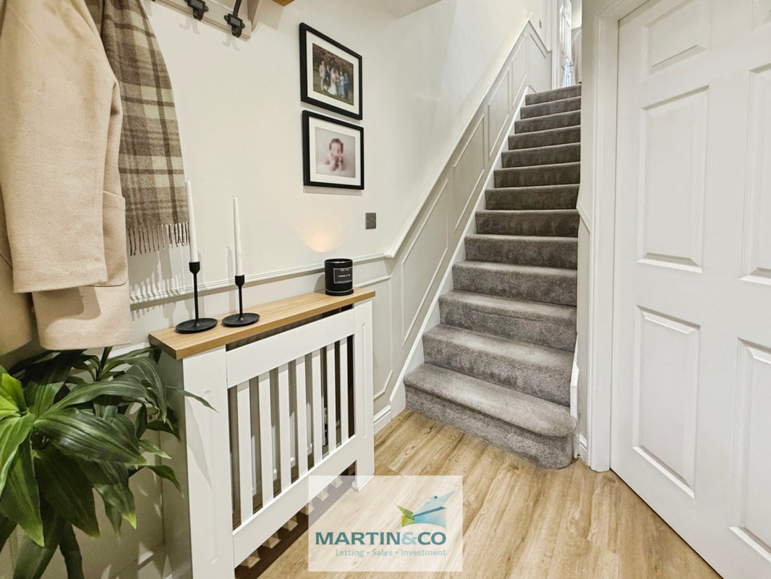 Model View, Creswell