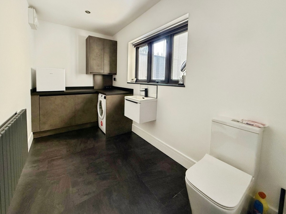 Carlton Avenue , Worksop , Notts