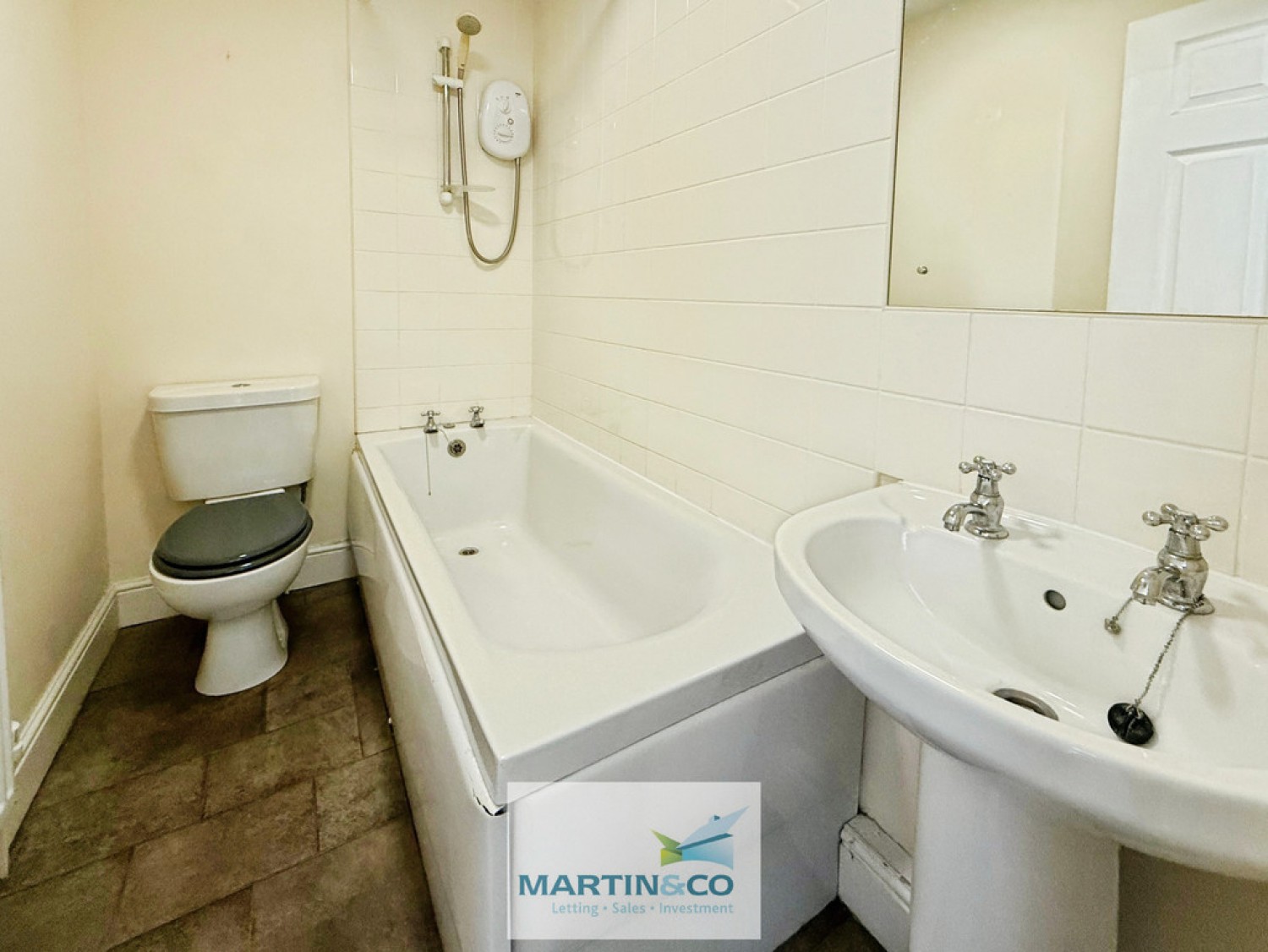 4 bedroom House for Sale Glaisdale Court, Laughton Common