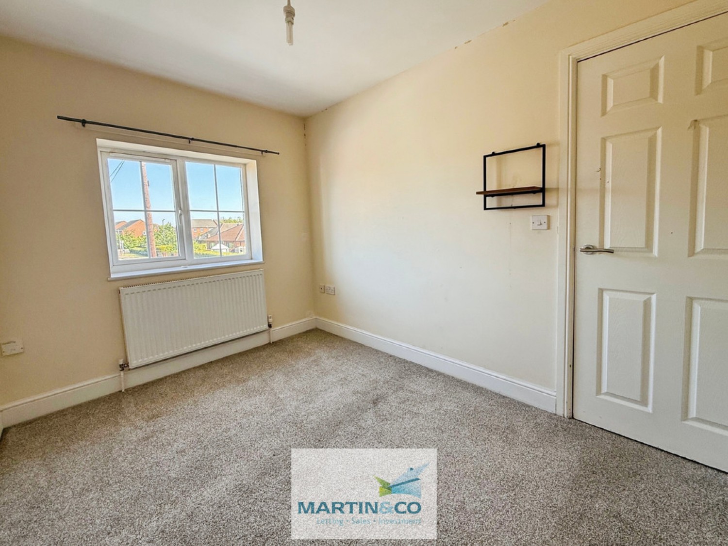 4 bedroom House for Sale Glaisdale Court, Laughton Common