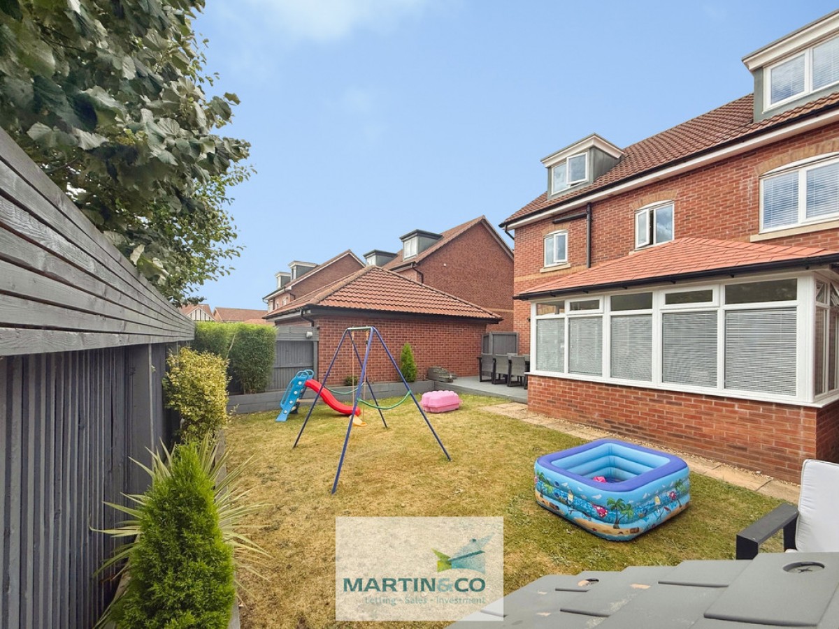 Bramling Cross Mews, Worksop