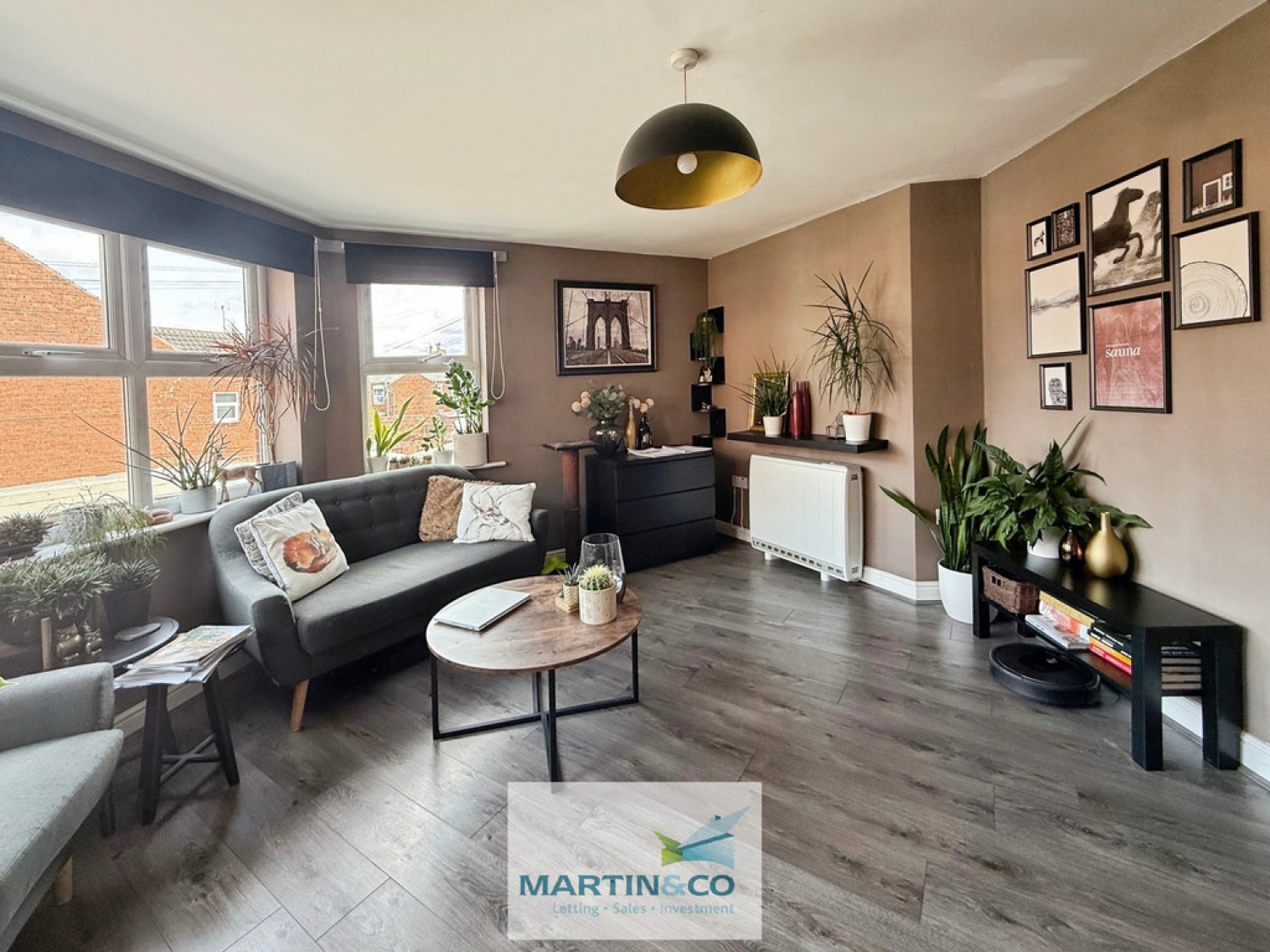 2 bedroom Flat for Sale The Croft, Potter Street