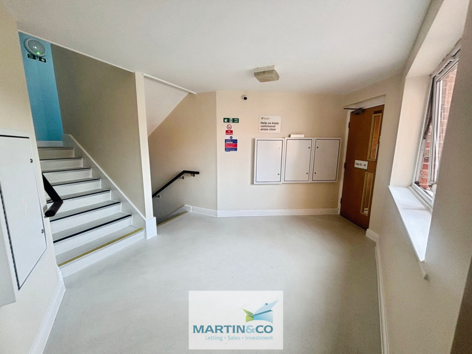 2 bedroom Flat for Sale The Croft, Potter Street