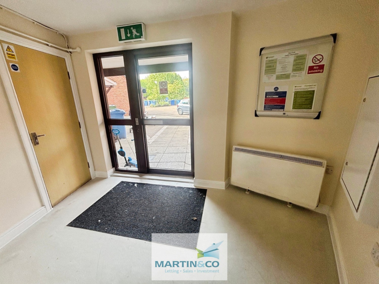 2 bedroom Flat for Sale The Croft, Potter Street