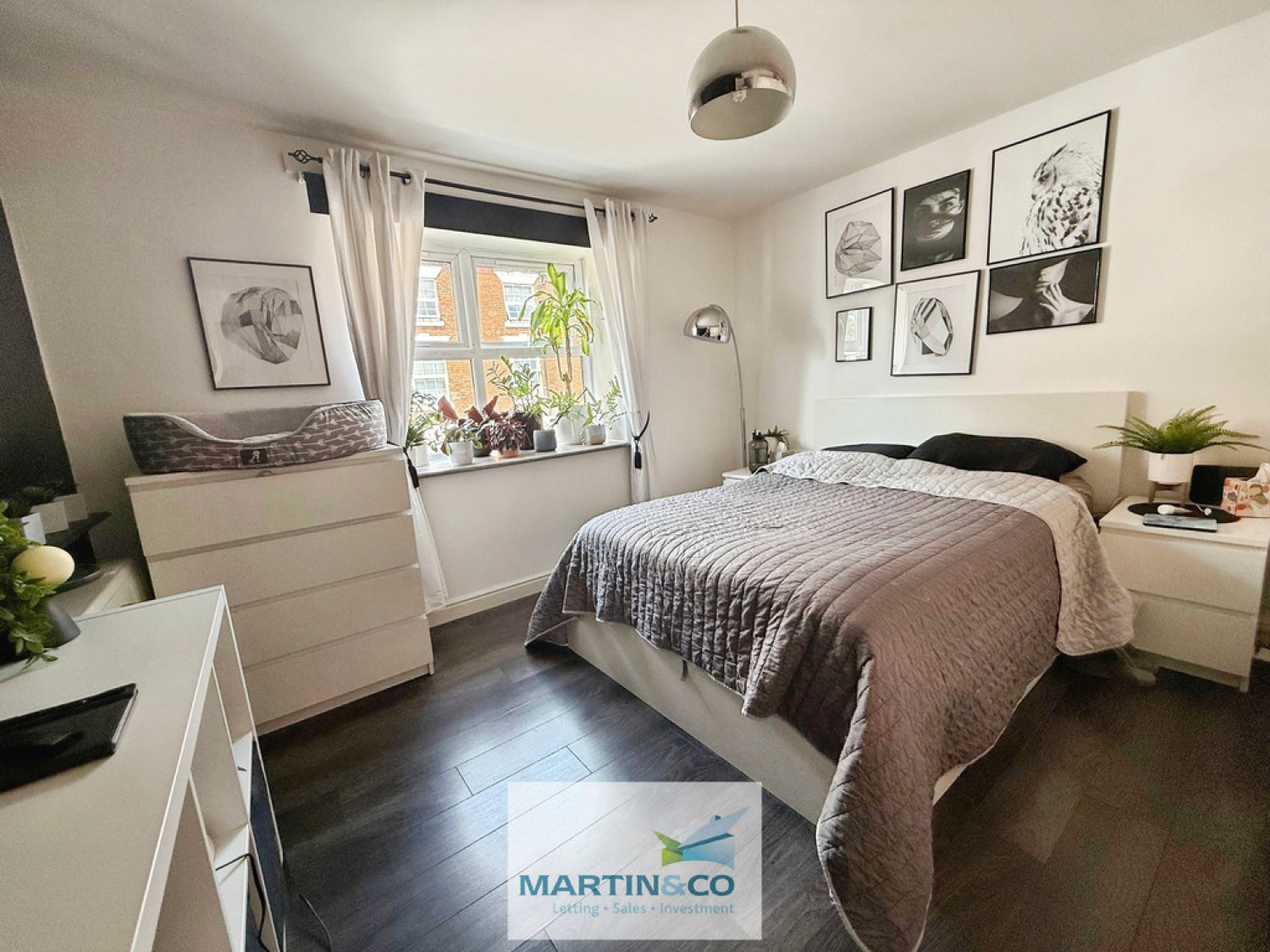 2 bedroom Flat for Sale The Croft, Potter Street