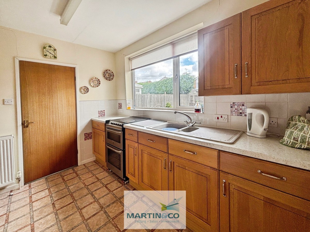 Stratmore Drive, Carlton In Lindick, Worksop