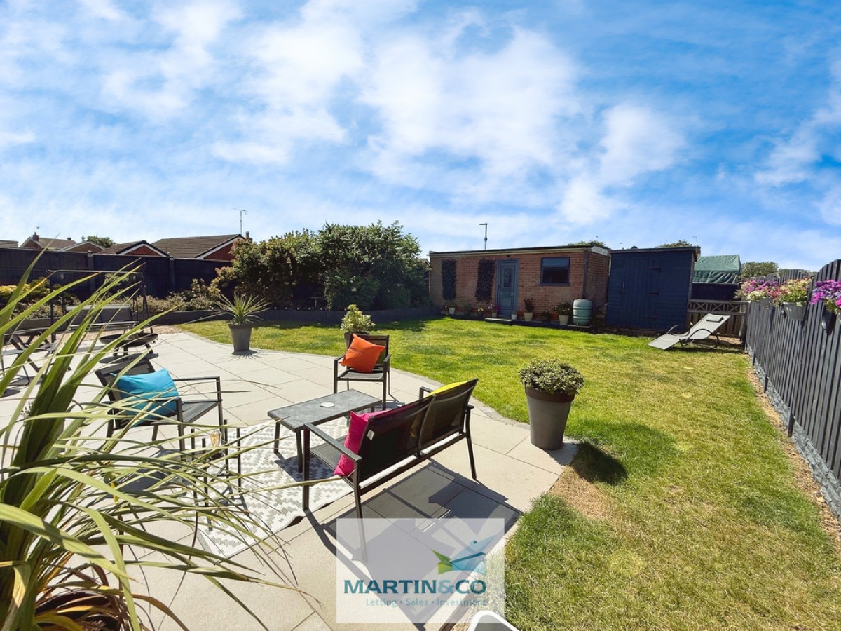 Cumberland Avenue , Warsop