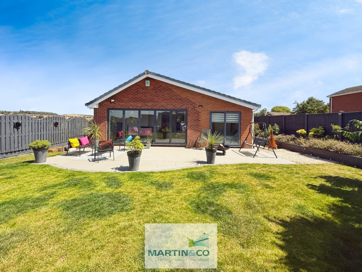 Cumberland Avenue , Warsop