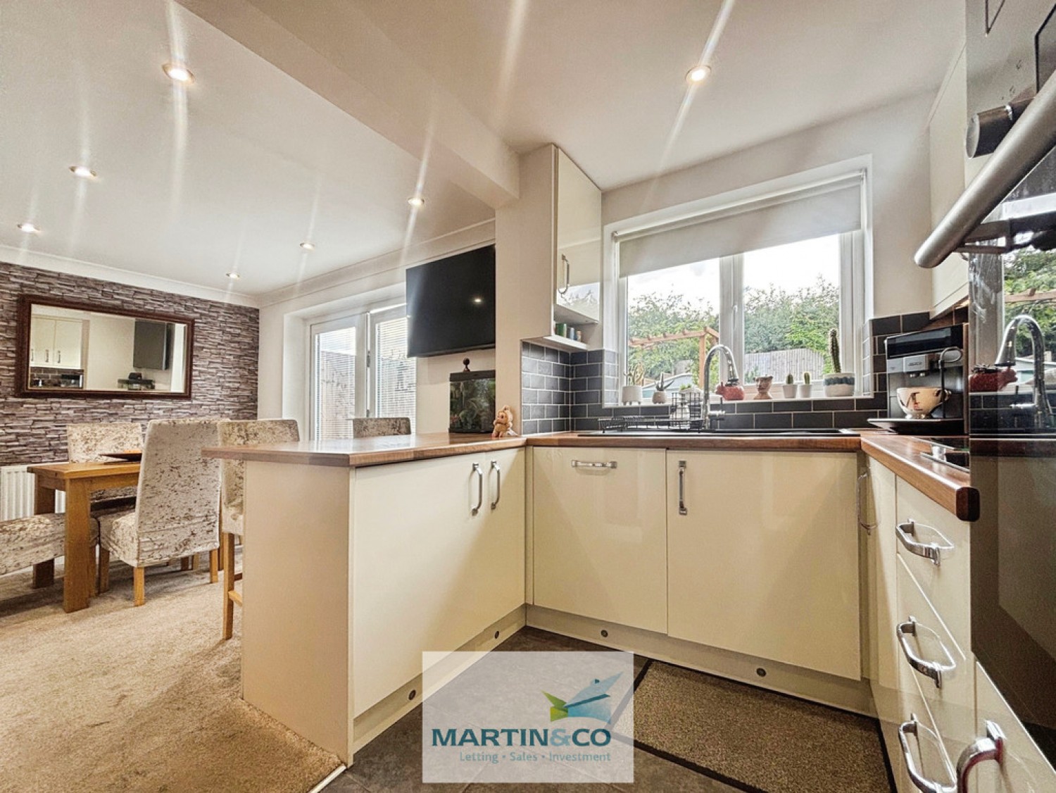 Beechwood Crescent, Ranby, Retford