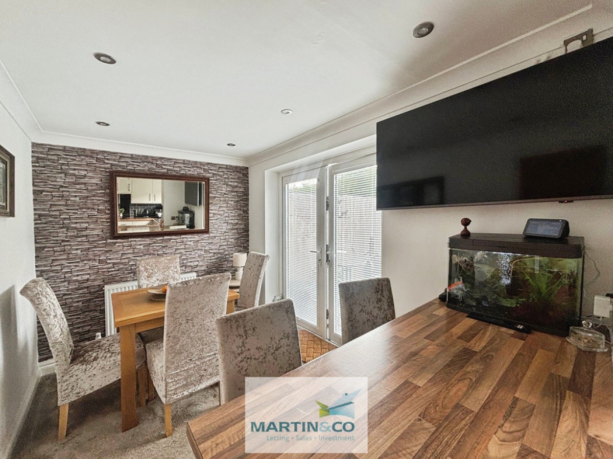 Beechwood Crescent, Ranby, Retford