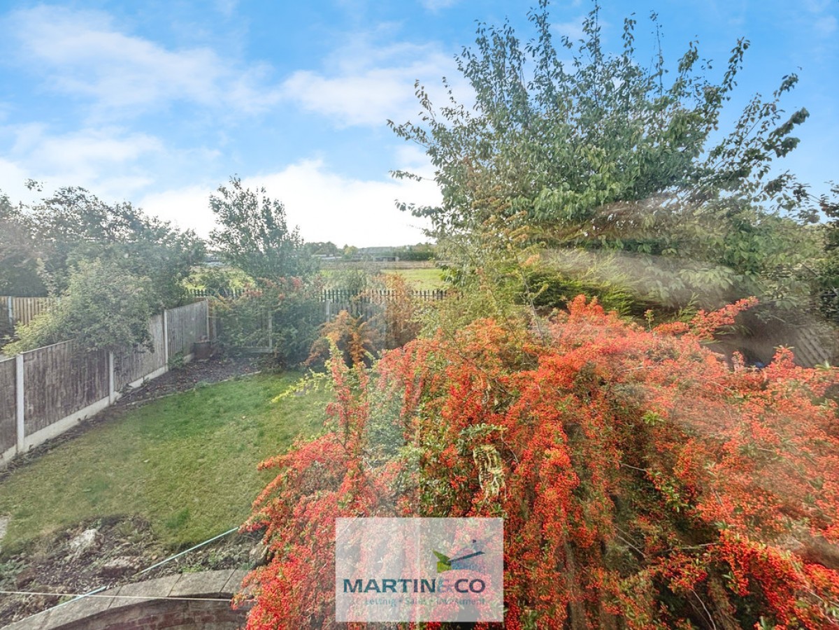 Poynton Drive, Dinnington, South Yorkshire