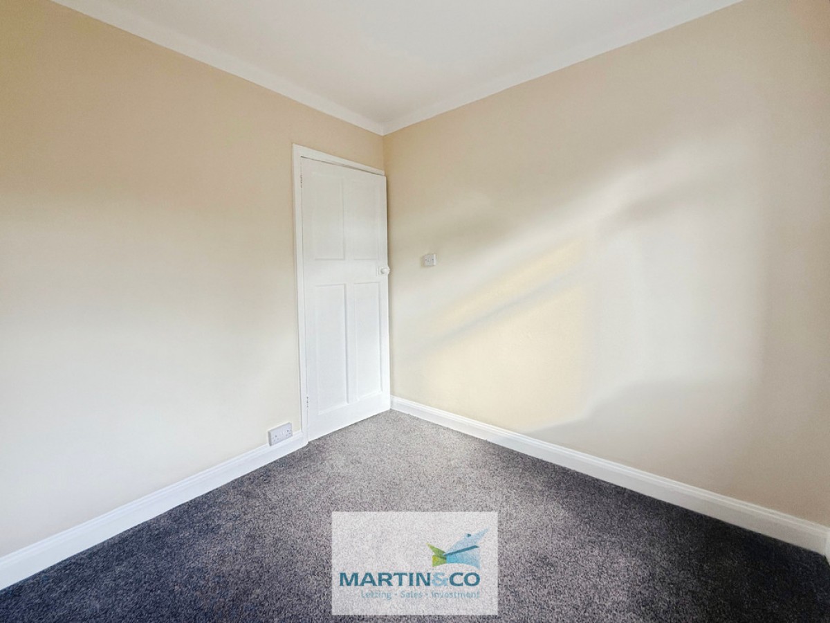 Raines Avenue , Worksop , Notts