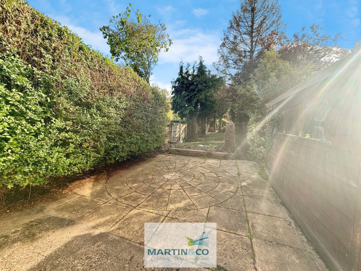 Raines Avenue , Worksop , Notts